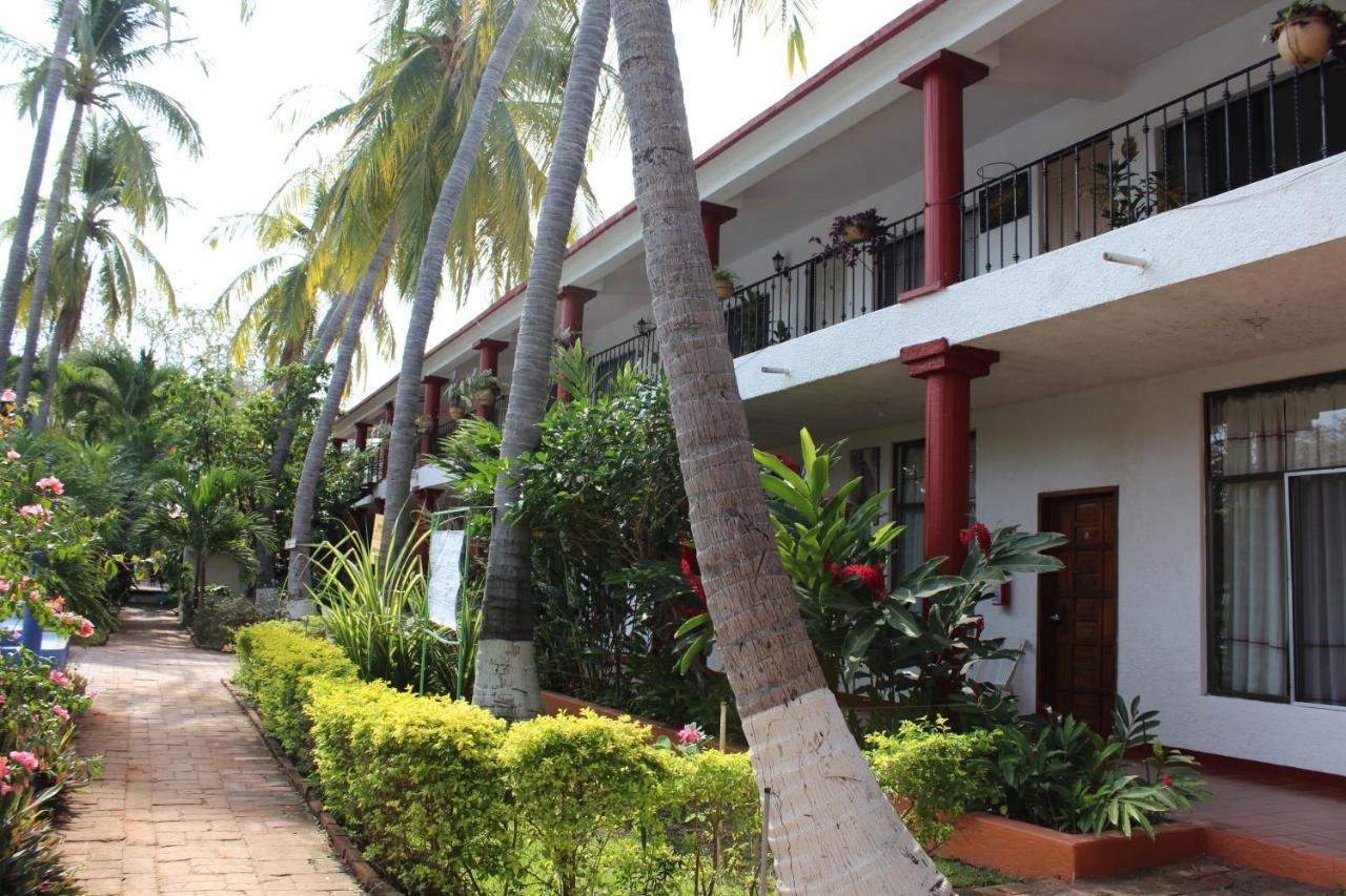 Hotel Albatros Puerto Escondido  Exterior photo