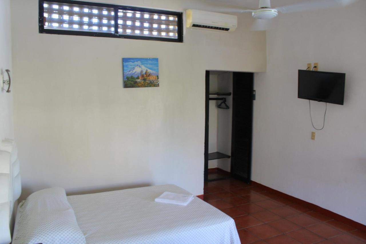 Hotel Albatros Puerto Escondido  Exterior photo